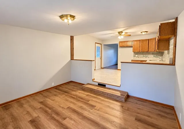 Photo 4 of Single family home for sale at 534 Clinton St, Marion, OH 43302 | MLS# 226036359 | Listing updated on 2026-09-30