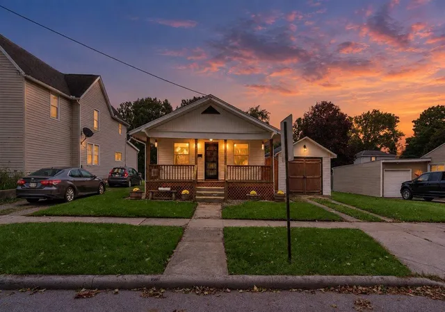 Single family home for sale at 609 W Chillicothe Ave, Bellefontaine, OH 43311 | MLS# 226036592