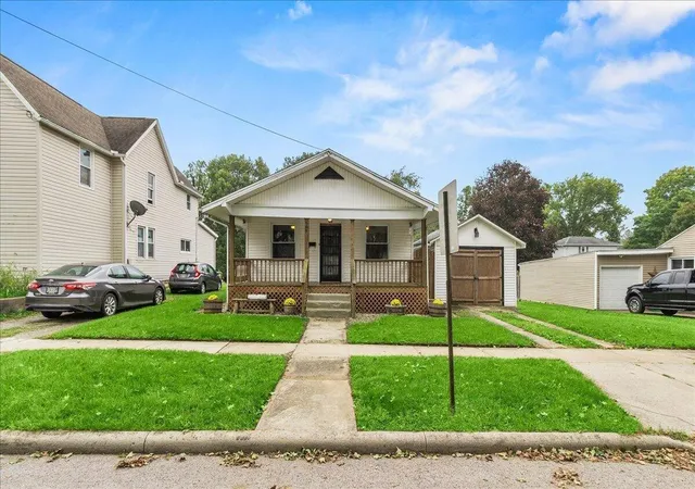 Photo 2 of Single family home for sale at 609 W Chillicothe Ave, Bellefontaine, OH 43311 | MLS# 226036592 | Listing updated on 2026-10-06