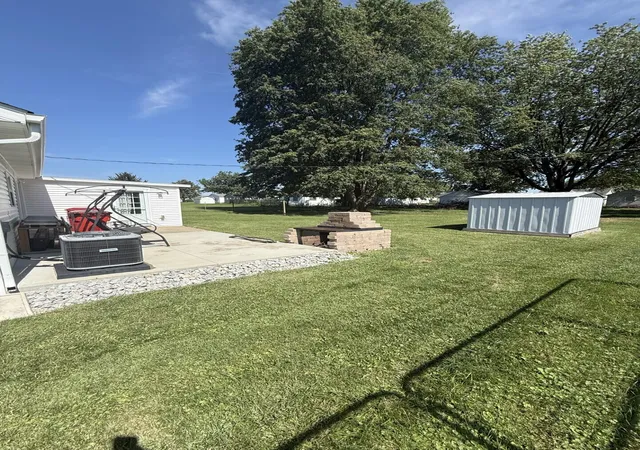 Photo 2 of Single family home for sale at 200 Chandler Ave #B, London, OH 43140 | MLS# 226036032 | Listing updated on 2026-10-06