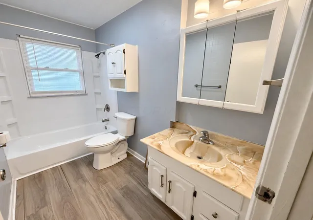 Photo 3 of Single family home for sale at 466 Clinton St, Marion, OH 43302 | MLS# 226036356 | Listing updated on 2026-10-07