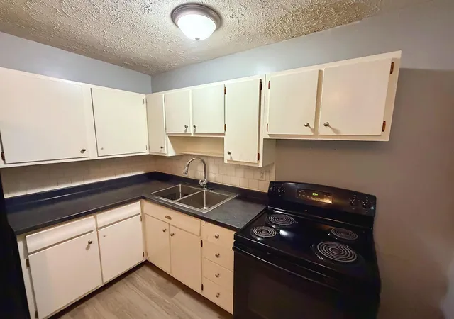 Photo 4 of Single family home for sale at 466 Clinton St, Marion, OH 43302 | MLS# 226036356 | Listing updated on 2026-10-07
