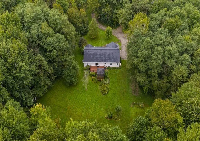 Photo 2 of Single family home for sale at 1928 Marion Rd Nw, Utica, OH 43080 | MLS# 226036056 | Listing updated on 2026-09-30