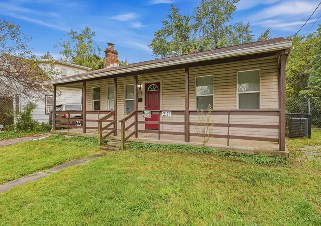 Photo 2 of Sale Pending at 2117 Denune Ave, Columbus, OH 43211 | MLS# 226036182 | Listing updated on 2026-09-30