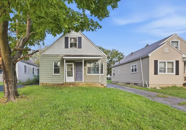 Photo 1 of Single family home for sale at 965 S Harris Ave, Columbus, OH 43204 | MLS# 226036184 | Listing updated on 2026-09-23