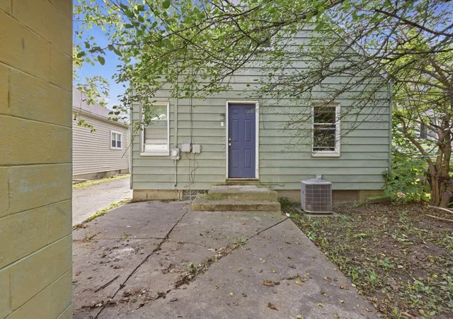 Photo 43 of Single family home for sale at 965 S Harris Ave, Columbus, OH 43204 | MLS# 226036184 | Listing updated on 2026-10-09