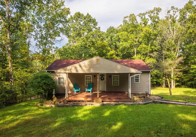 Photo 1 of Single family home for sale at 7575 Township Rd 331 Se, Corning, OH 43730 | MLS# 226036075 | Listing updated on 2026-09-25
