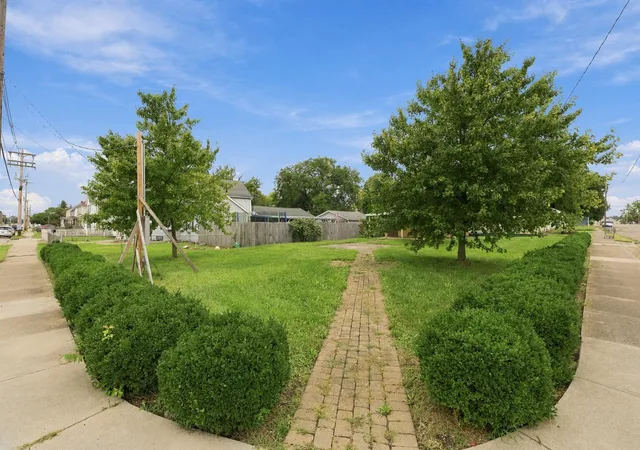 Photo 3 of Land for sale at 972 S Pickaway St, Circleville, OH 43113 | MLS# 226036633 | Listing updated on 2026-09-25