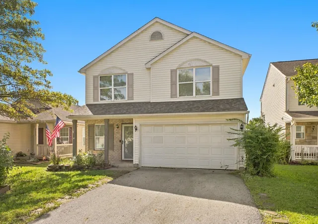 Single family home for sale at 3919 Rosette Dr, Grove City, OH 43123 | MLS# 226036678