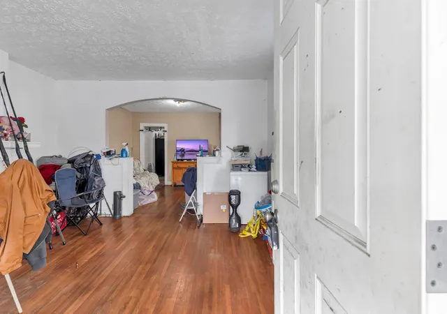 Photo 3 of Multi family home for sale at 711 713 S Terrace Ave, Columbus, OH 43204 | MLS# 226036205 | Listing updated on 2026-10-01