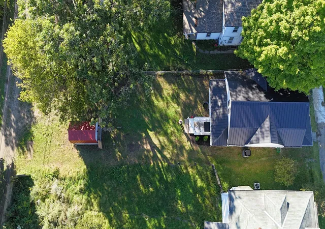 Photo 3 of Single family home for sale at 1585 Mound St, Springfield, OH 45505 | MLS# 226036521 | Listing updated on 2026-10-02