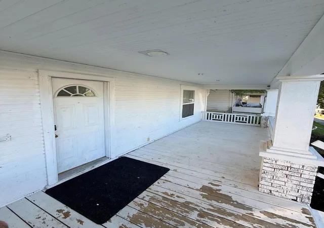 Photo 4 of Single family home for sale at 1585 Mound St, Springfield, OH 45505 | MLS# 226036521 | Listing updated on 2026-10-02