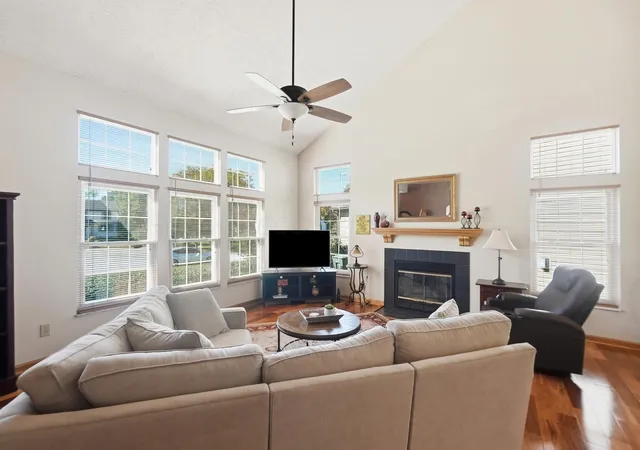 Photo 2 of Single family home for sale at 1564 Whitcombe Way, Columbus, OH 43228 | MLS# 226037342 | Listing updated on 2026-10-16