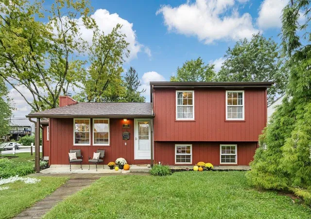 Photo 1 of Single family home for sale at 2636 Brunswick Dr, Grove City, OH 43123 | MLS# 226036315 | Listing updated on 2026-09-26