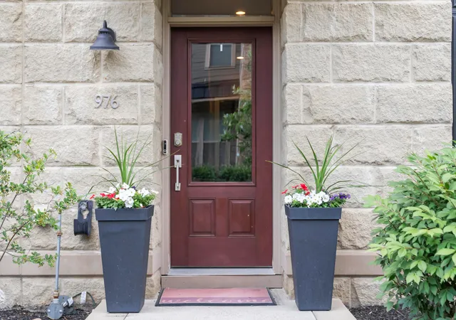 Photo 1 of Condo for sale at 976 Pullman Pl #26, Columbus, OH 43212 | MLS# 226036248 | Listing updated on 2026-10-07