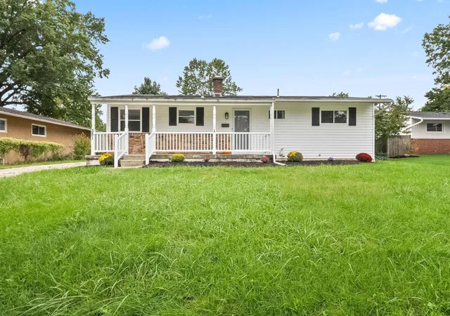 Photo 2 of Single family home for sale at 351 N Rocky Frk Dr, Columbus, OH 43230 | MLS# 226036456 | Listing updated on 2026-09-28