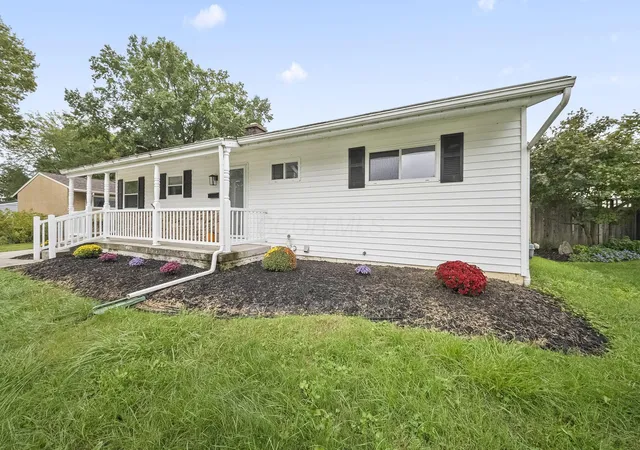 Photo 3 of Single family home for sale at 351 N Rocky Frk Dr, Columbus, OH 43230 | MLS# 226036456 | Listing updated on 2026-09-28