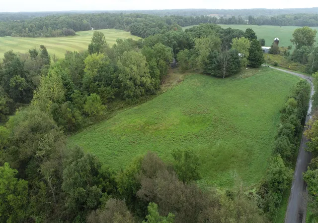 Photo 3 of Single family home for sale at 5462 Bloominggrove Rd, Galion, OH 44833 | MLS# 226036151 | Listing updated on 2026-09-29