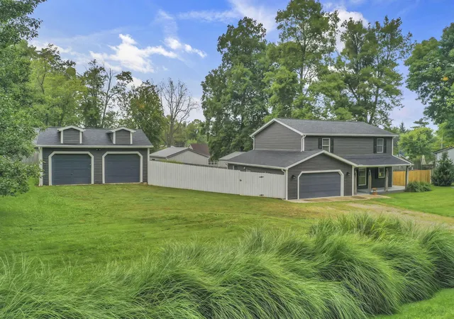 Photo 3 of Single family home for sale at 13175 King Rd Ne, Thornville, OH 43076 | MLS# 226036229 | Listing updated on 2026-09-23