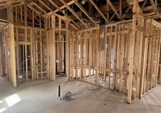 Photo 2 of Single family home for sale at 1140 Brittany Dr, Delaware, OH 43015 | MLS# 226036155 | Listing updated on 2026-09-25