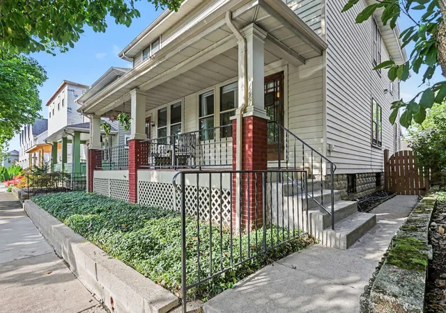 Photo 3 of Multi family home for sale at 1287 1289 City Park Ave, Columbus, OH 43206 | MLS# 226036318 | Listing updated on 2026-10-01