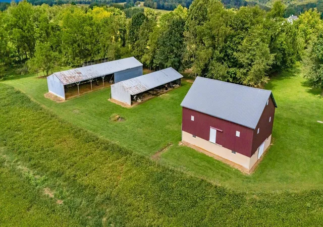 Photo 4 of Single family home for sale at 5181 Newton Rd NE, Newark, OH 43055 | MLS# 226036166 | Listing updated on 2026-09-22