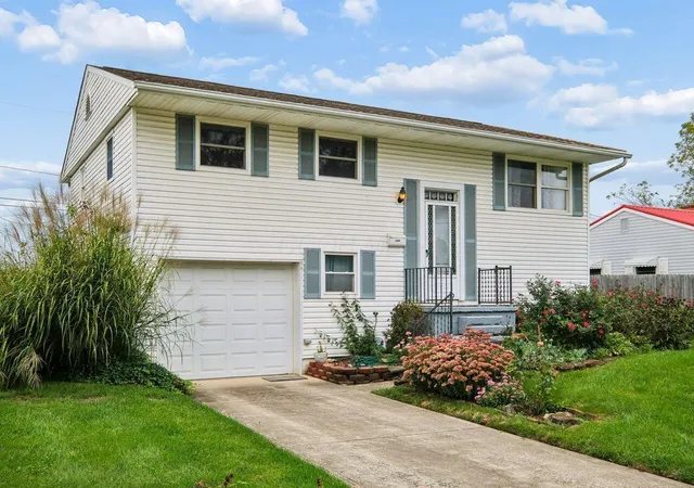 Photo 1 of Single family home for sale at 5235 Rampart Rd, Columbus, OH 43207 | MLS# 226036183 | Listing updated on 2026-09-24