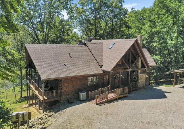 Photo 3 of Single family home for sale at 20572 Buena Vista Rd, Rockbridge, OH 43149 | MLS# 226036187 | Listing updated on 2026-09-22