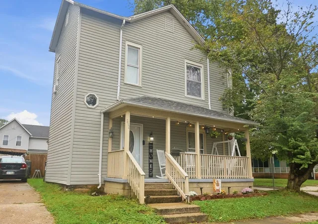 Photo 1 of Single family home for sale at 290 Robbins Dr, Newark, OH 43055 | MLS# 226036218 | Listing updated on 2026-10-01