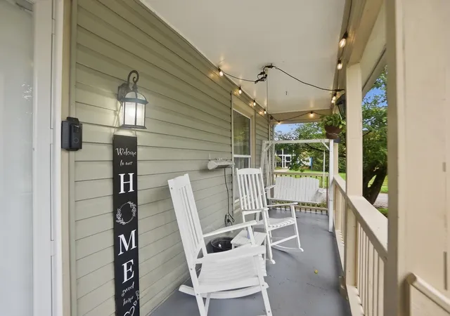 Photo 3 of Single family home for sale at 290 Robbins Dr, Newark, OH 43055 | MLS# 226036218 | Listing updated on 2026-10-01