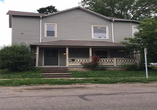 Photo 4 of Single family home for sale at 290 Robbins Dr, Newark, OH 43055 | MLS# 226036218 | Listing updated on 2026-10-01