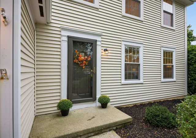Photo 3 of Single family home for sale at 5925 Muncie Ct, Dublin, OH 43017 | MLS# 226036444 | Listing updated on 2026-10-02