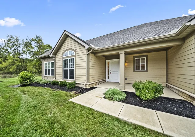 Photo 2 of Condo for sale at 631 Woods Edge Ln, Newark, OH 43055 | MLS# 226036411 | Listing updated on 2026-10-05