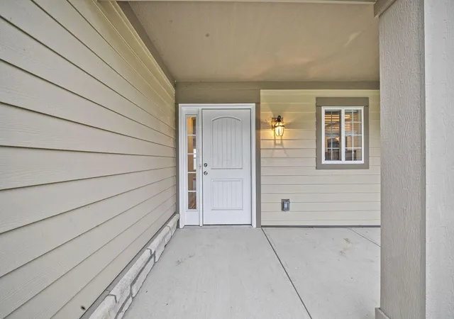 Photo 3 of Condo for sale at 631 Woods Edge Ln, Newark, OH 43055 | MLS# 226036411 | Listing updated on 2026-10-05