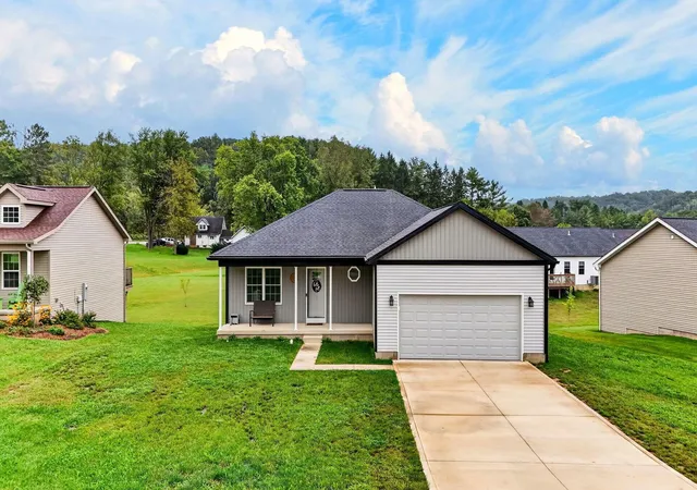 Photo 2 of Single family home for sale at 13922 Hemlock Pkwy, Logan, OH 43138 | MLS# 226036239 | Listing updated on 2026-09-23