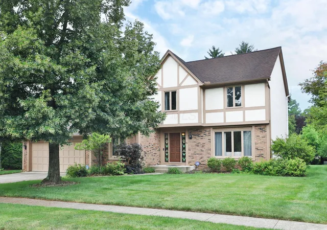 Single family home for sale at 1079 Putney Dr, Columbus, OH 43085 | MLS# 226036268