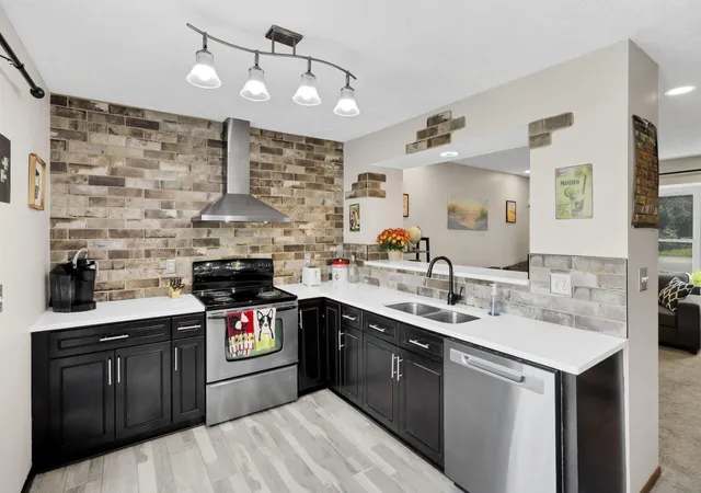 Photo 4 of Condo for sale at 7591 Worthington Galena Rd #42, Worthington, OH 43085 | MLS# 226036251 | Listing updated on 2026-09-27