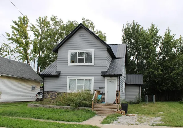 Photo 1 of Single family home for sale at 556 Blaine Ave, Marion, OH 43302 | MLS# 226036257 | Listing updated on 2026-09-23