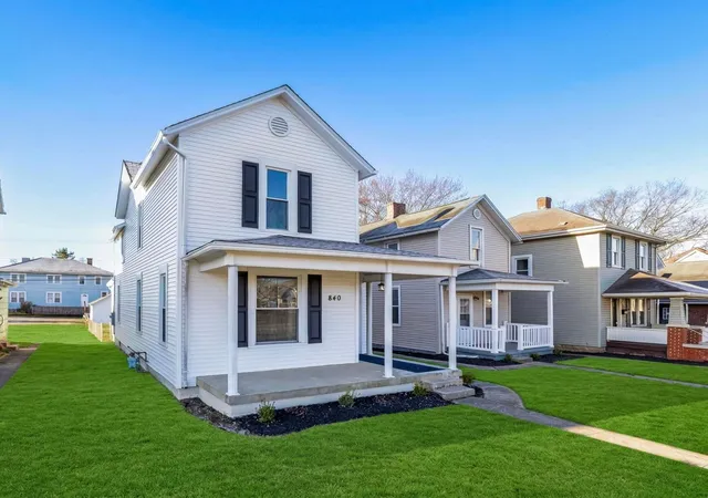 Photo 3 of Single family home for sale at 840 E Main St, Lancaster, OH 43130 | MLS# 226036374 | Listing updated on 2026-09-24