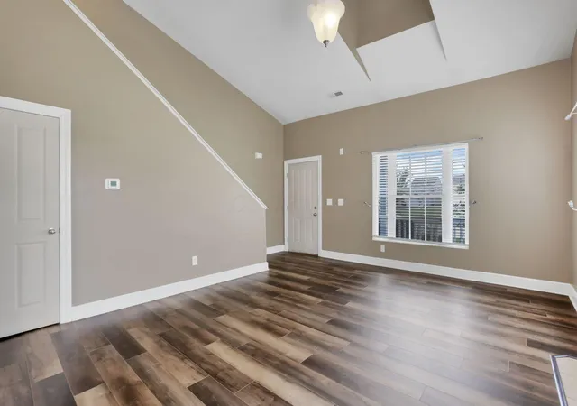 Photo 2 of Single family home for sale at 6121 Bristol Ridge Dr, Canal Winchester, OH 43110 | MLS# 226036655 | Listing updated on 2026-10-04