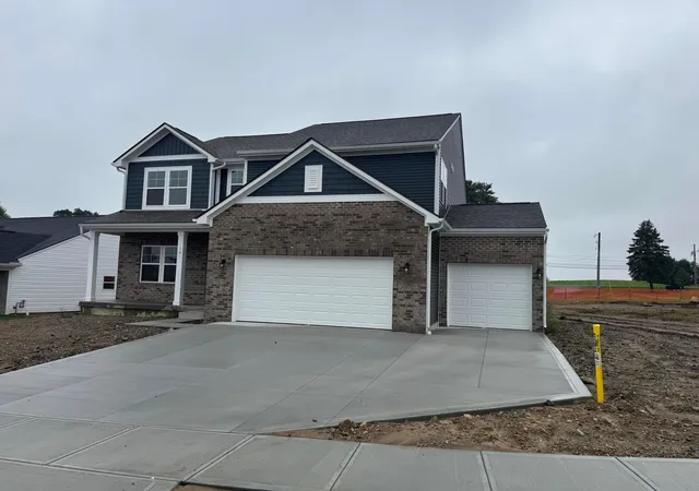 Photo 2 of Single family home for sale at 1602 Kendall St, Bellefontaine, OH 43311 | MLS# 226036276 | Listing updated on 2026-10-02