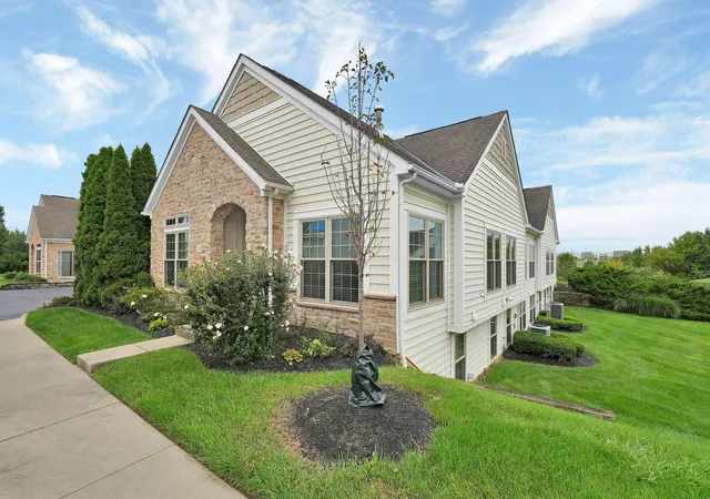 Photo 3 of Condo for sale at 5597 Haydens Reserve Way, Hilliard, OH 43026 | MLS# 226036827 | Listing updated on 2026-10-28