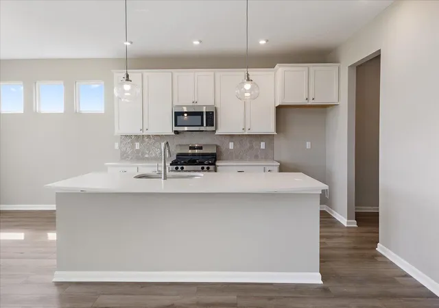 Photo 2 of Single family home for sale at 402 W Spielberg Cir, Springfield, OH 45505 | MLS# 226036313 | Listing updated on 2026-10-16