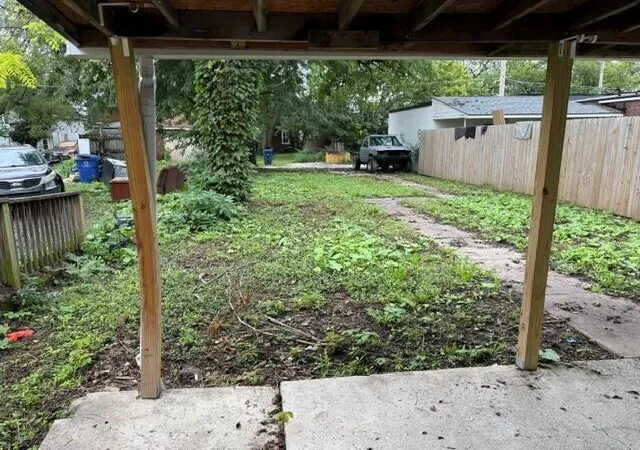Photo 3 of Single family home for sale at 863 Carpenter St, Columbus, OH 43206 | MLS# 226036581 | Listing updated on 2026-09-25