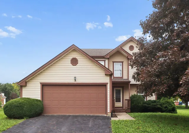Photo 1 of Single family home for sale at 16 W Fieldstone, Etna, OH 43062 | MLS# 226036463 | Listing updated on 2026-10-06
