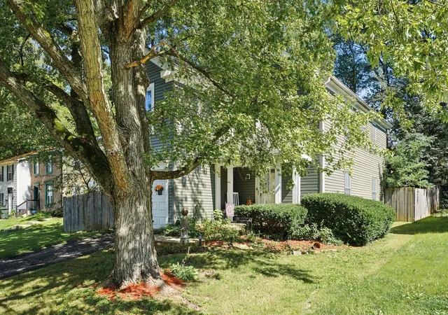 Photo 3 of Single family home for sale at 4120 Cherry Orchard Ln, Columbus, OH 43230 | MLS# 226036616 | Listing updated on 2026-09-28