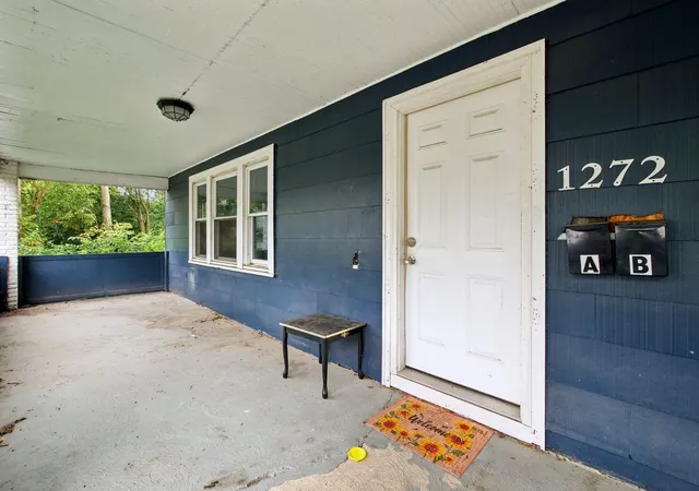 Photo 3 of Multi family home for sale at 1272 Kent St, Columbus, OH 43205 | MLS# 226036336 | Listing updated on 2026-09-23