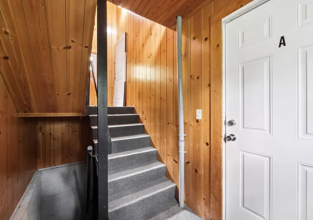 Photo 3 of House for sale at 1272 Kent St, Columbus, OH 43205 | MLS# 226036336 | Listing updated on 2026-09-23