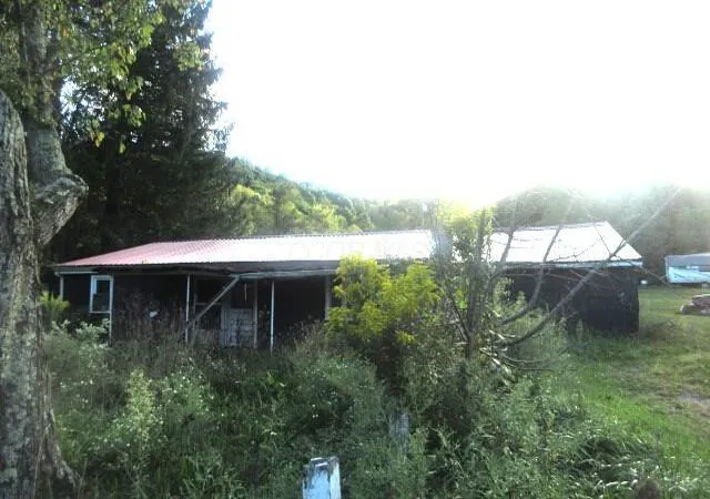 Photo 1 of Sale Pending at 4308 Flat Rd Se, Uhrichsville, OH 44683 | MLS# 226036338 | Listing updated on 2026-10-05