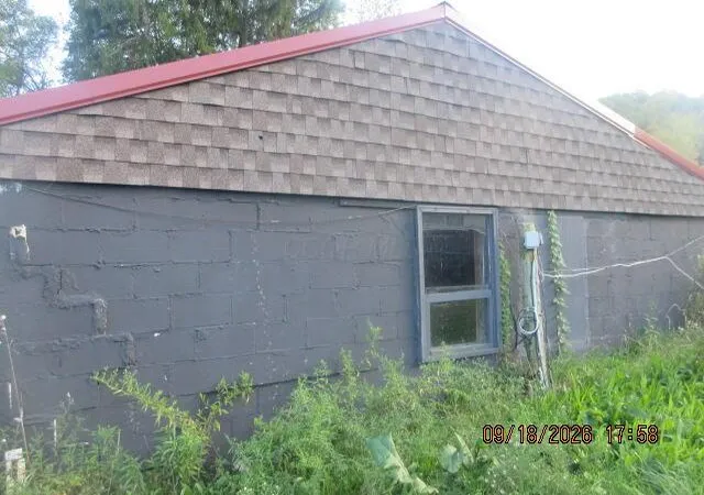 Photo 3 of Sale Pending at 4308 Flat Rd Se, Uhrichsville, OH 44683 | MLS# 226036338 | Listing updated on 2026-10-05